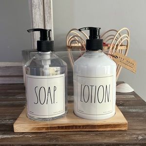 Brand New REA DUNN Eucalyptus Mint Hand Soap and Hand Lotion.